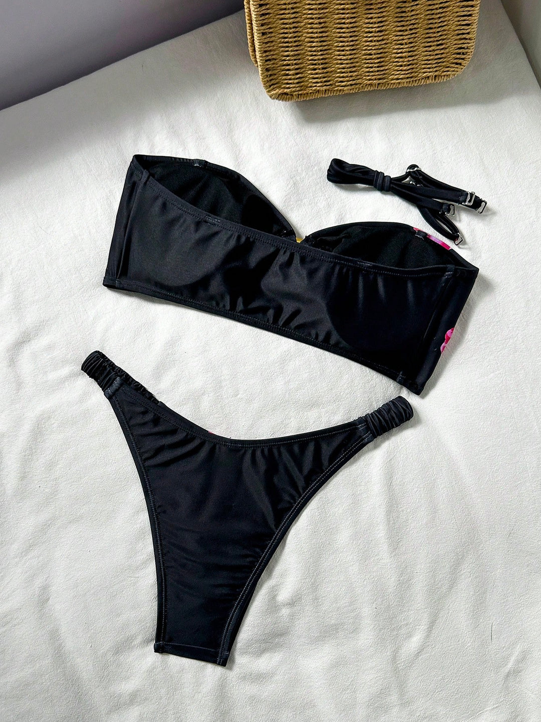 Set bikini SHEIN, mix culori