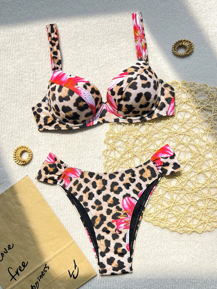 Set bikini SHEIN, mix culori