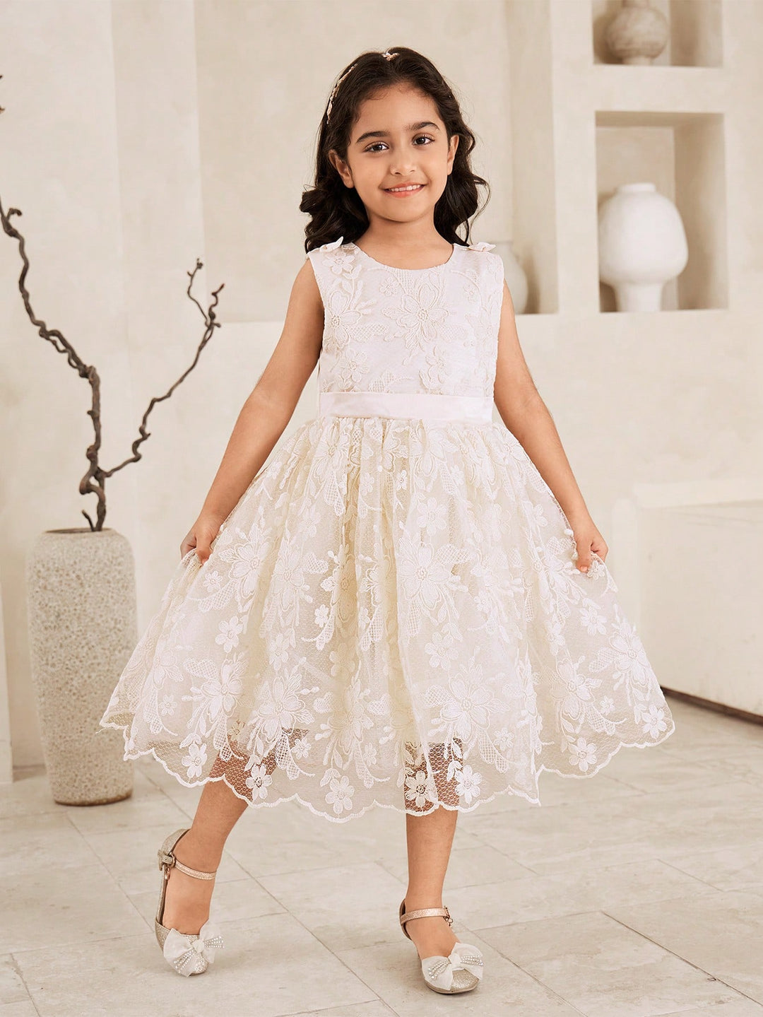 Rochie SHEIN, crem