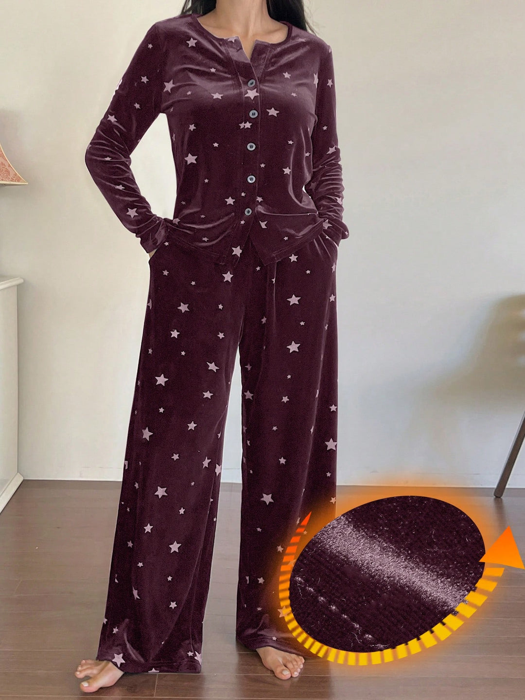 Pijama SHEIN, mov