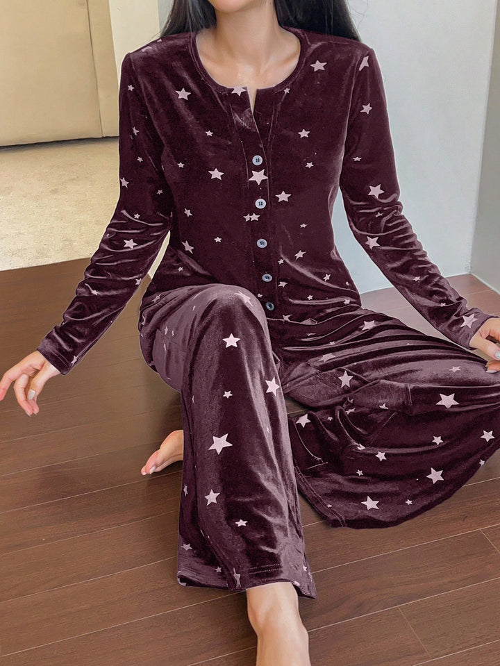 Pijama SHEIN, mov