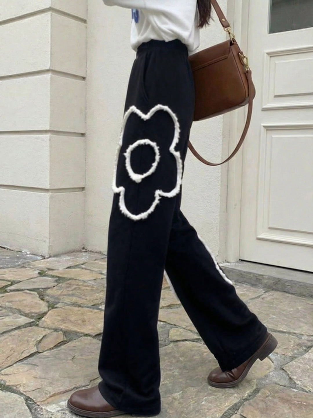 Pantaloni SHEIN, negru