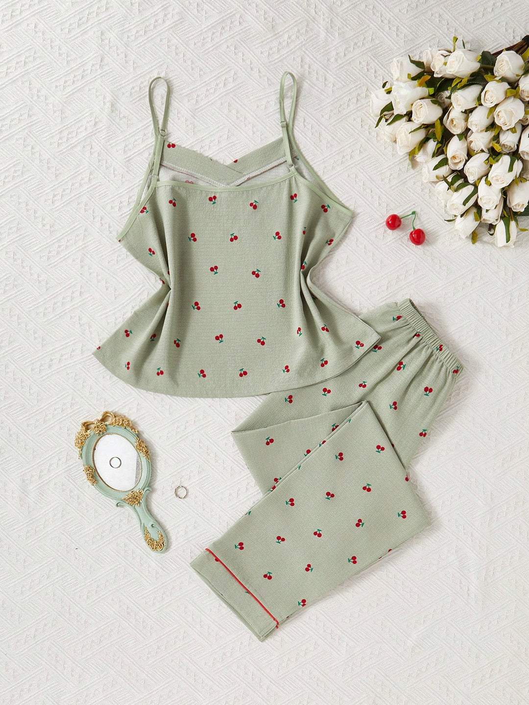 Compleu pijamale SHEIN, mix culori