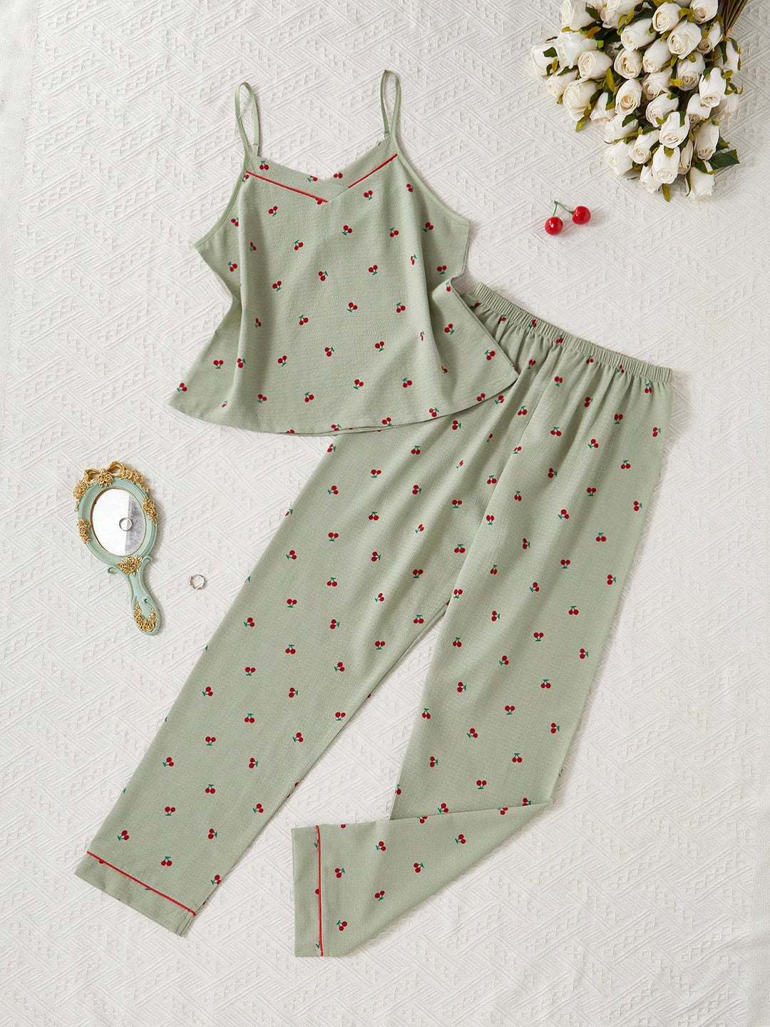 Compleu pijamale SHEIN, mix culori