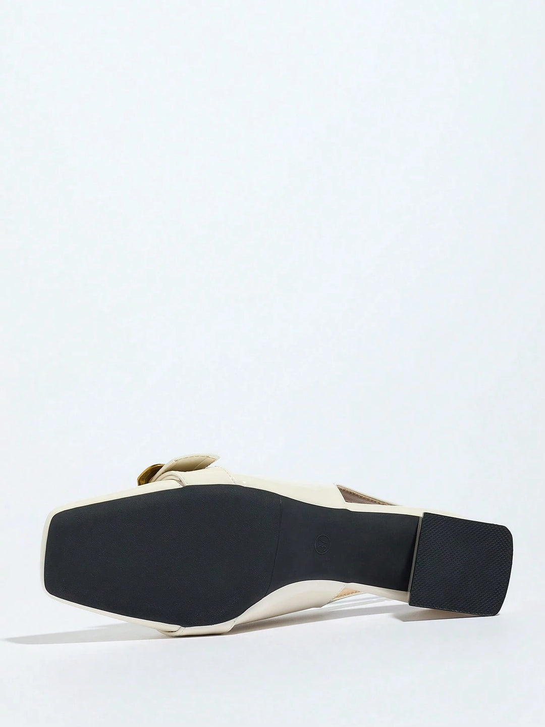 Pantofi cu toc SHEIN, crem