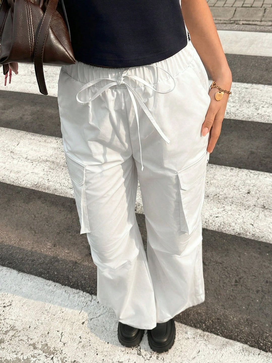 Pantaloni SHEIN, alb