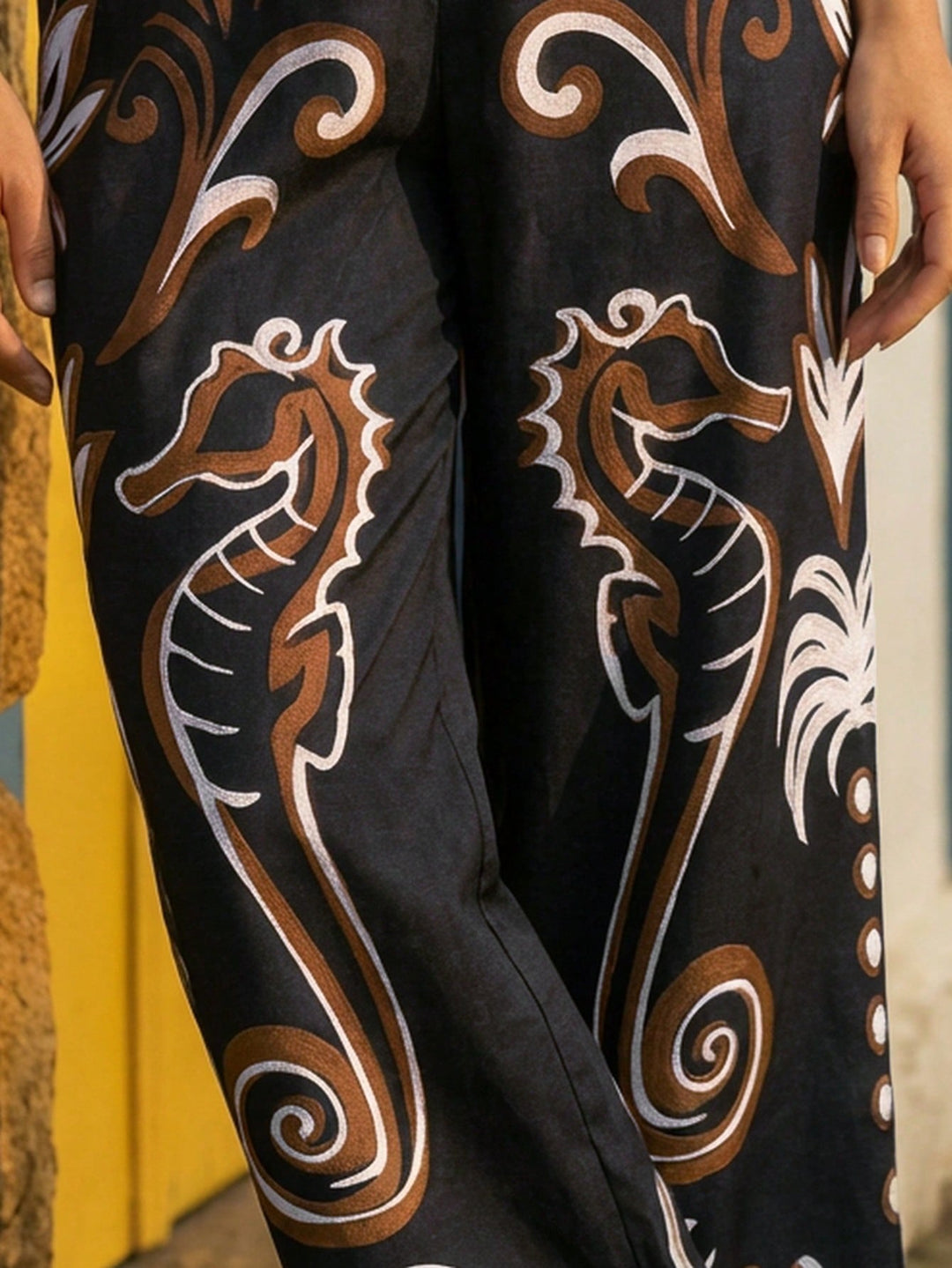 Pantaloni SHEIN, negru