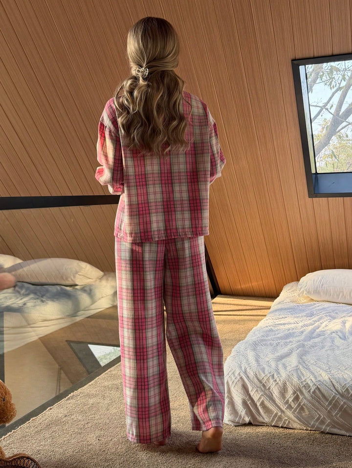Set pijamale SHEIN, roz