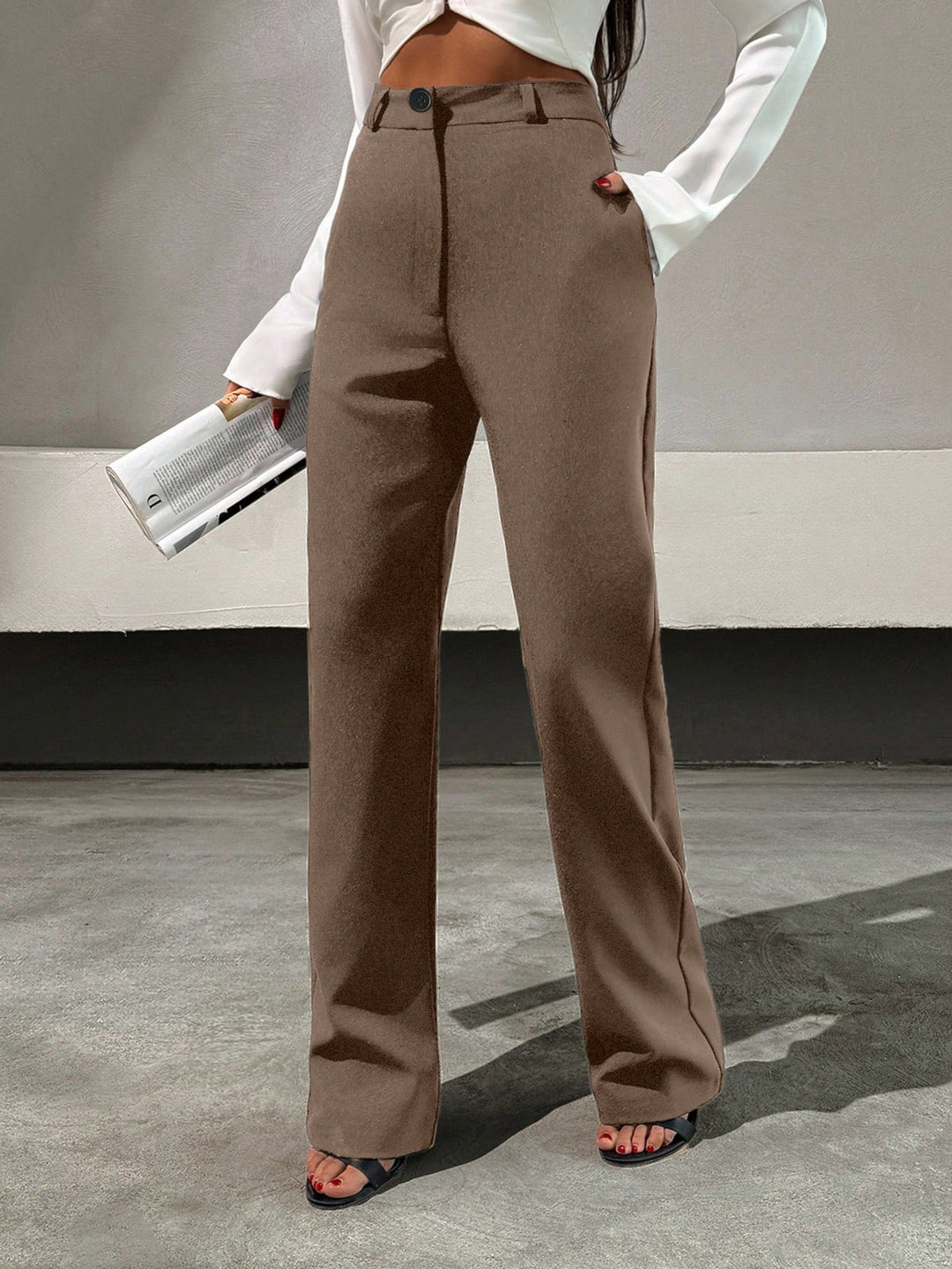 Pantaloni SHEIN, maro