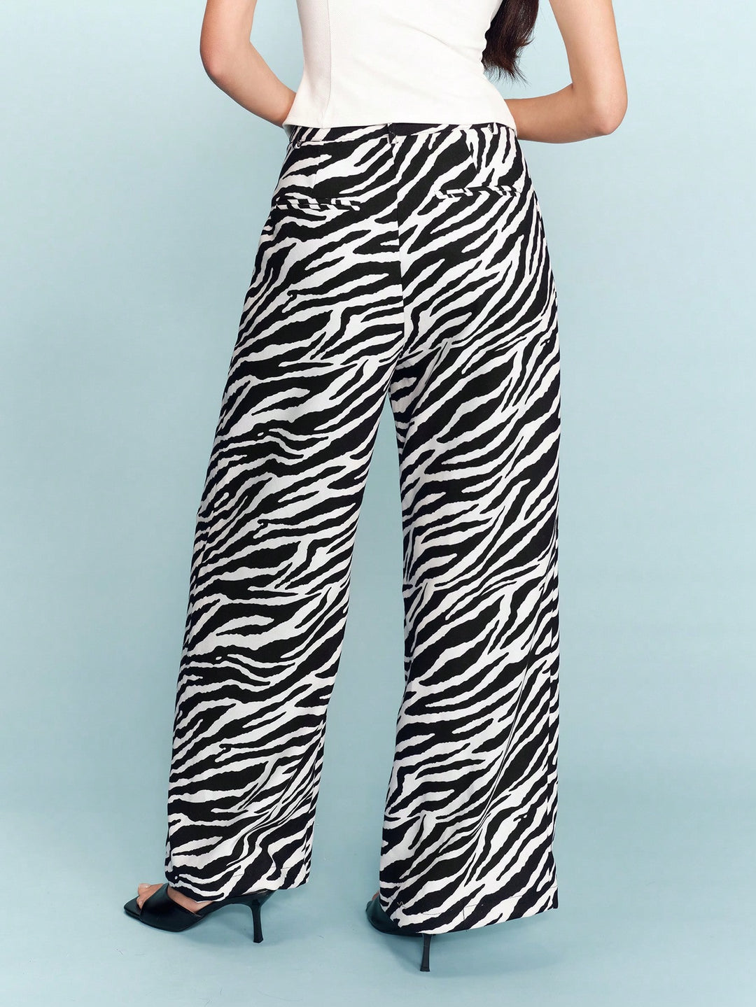 Pantaloni SHEIN, negru