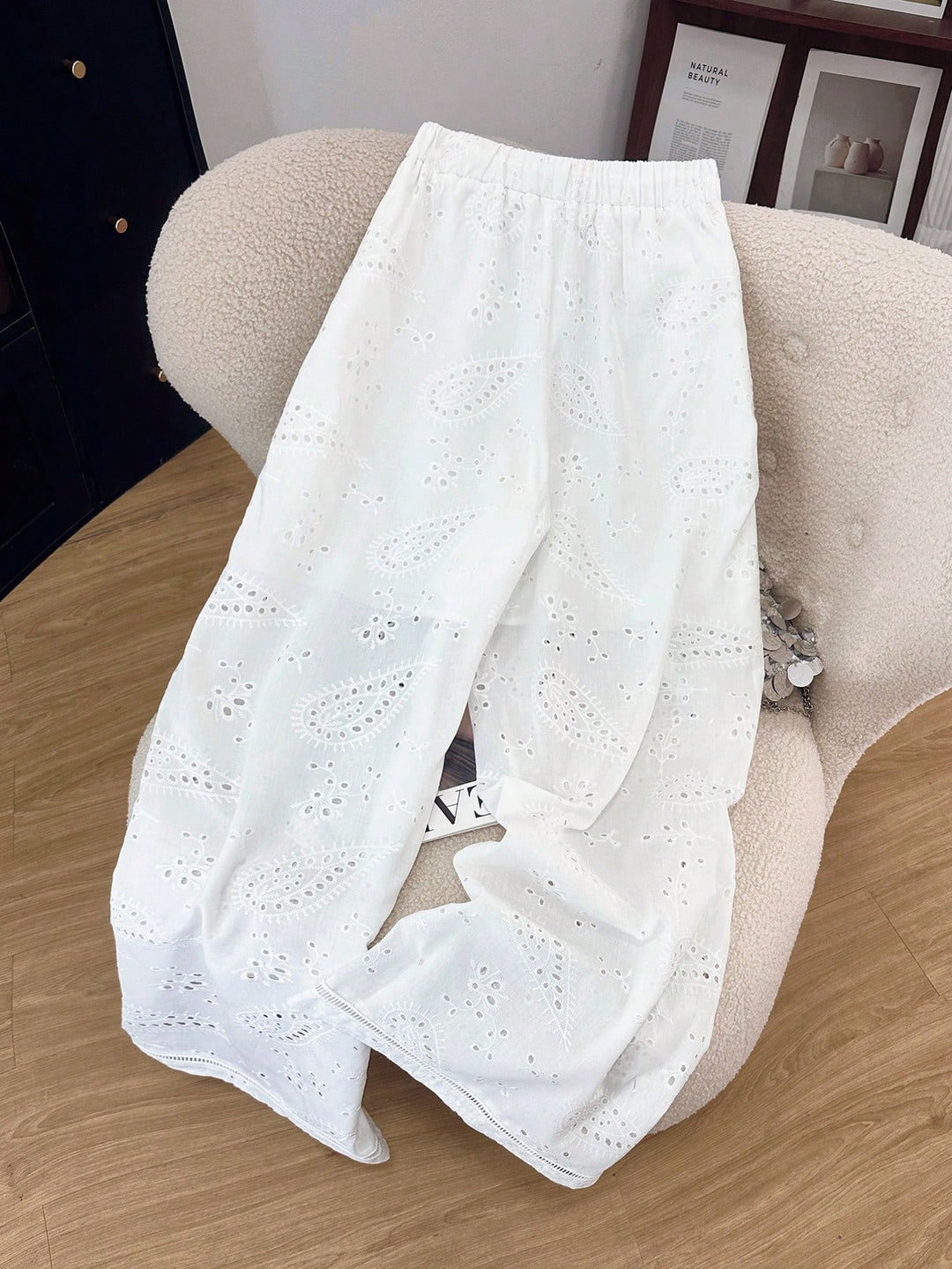 Pantaloni SHEIN, alb