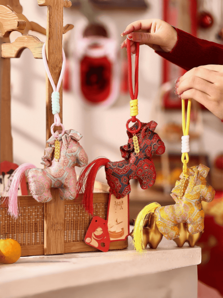Ornament suspendat decorativ SHEIN, mix culori