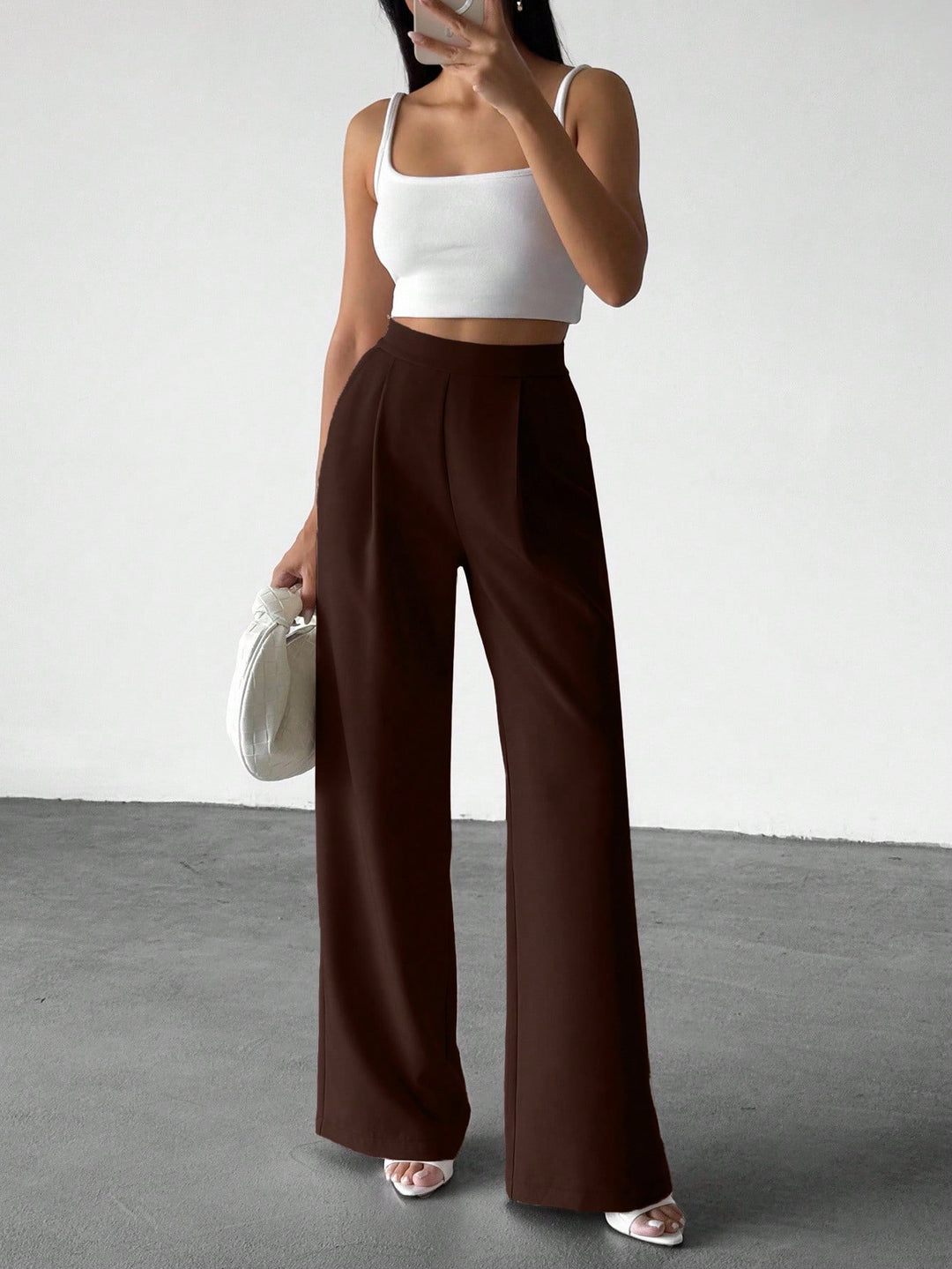 Pantaloni SHEIN, maro