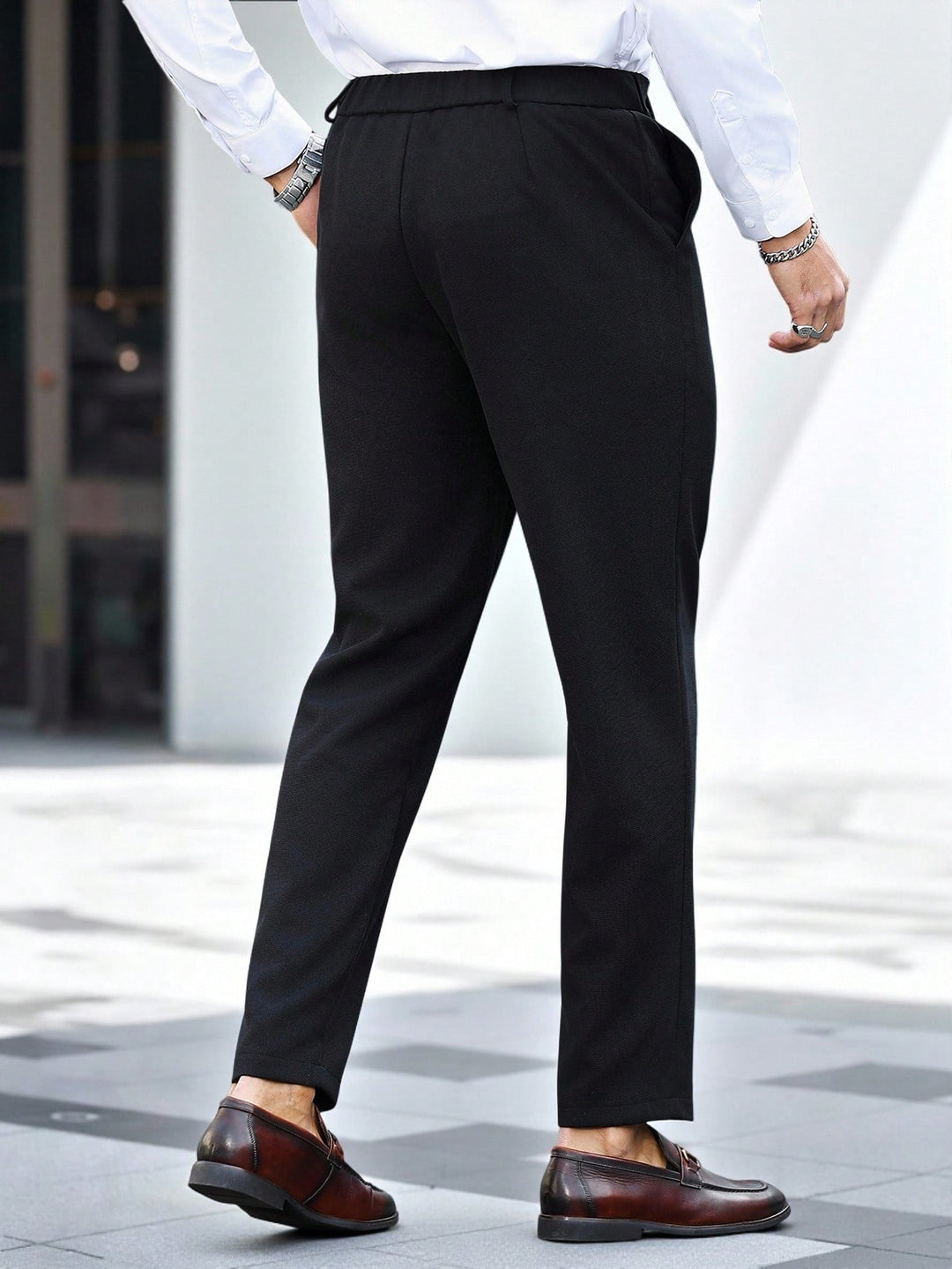 Pantaloni SHEIN, negru