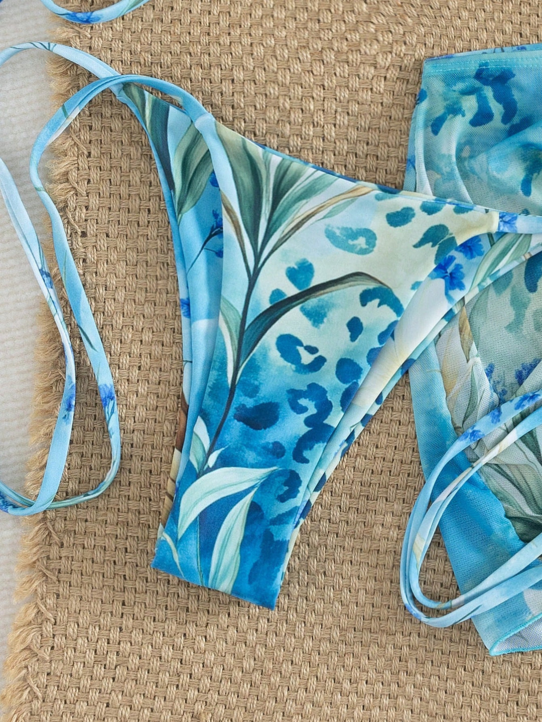 Set bikini SHEIN, mix culori