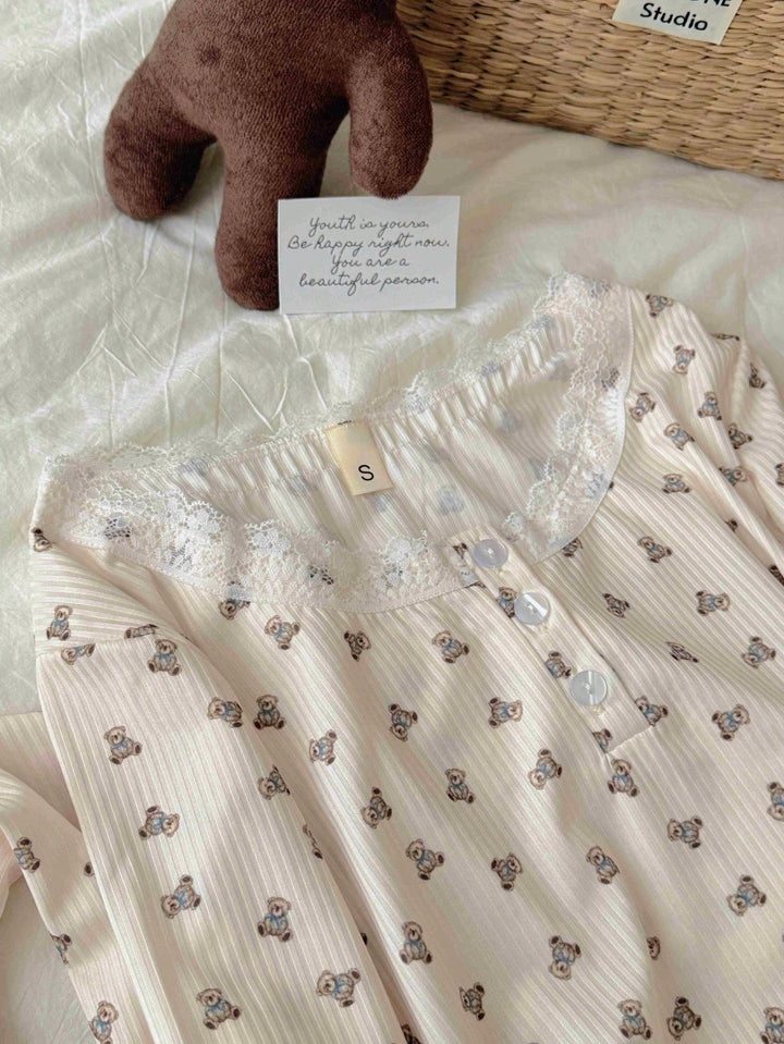 Set pijamale SHEIN, alb