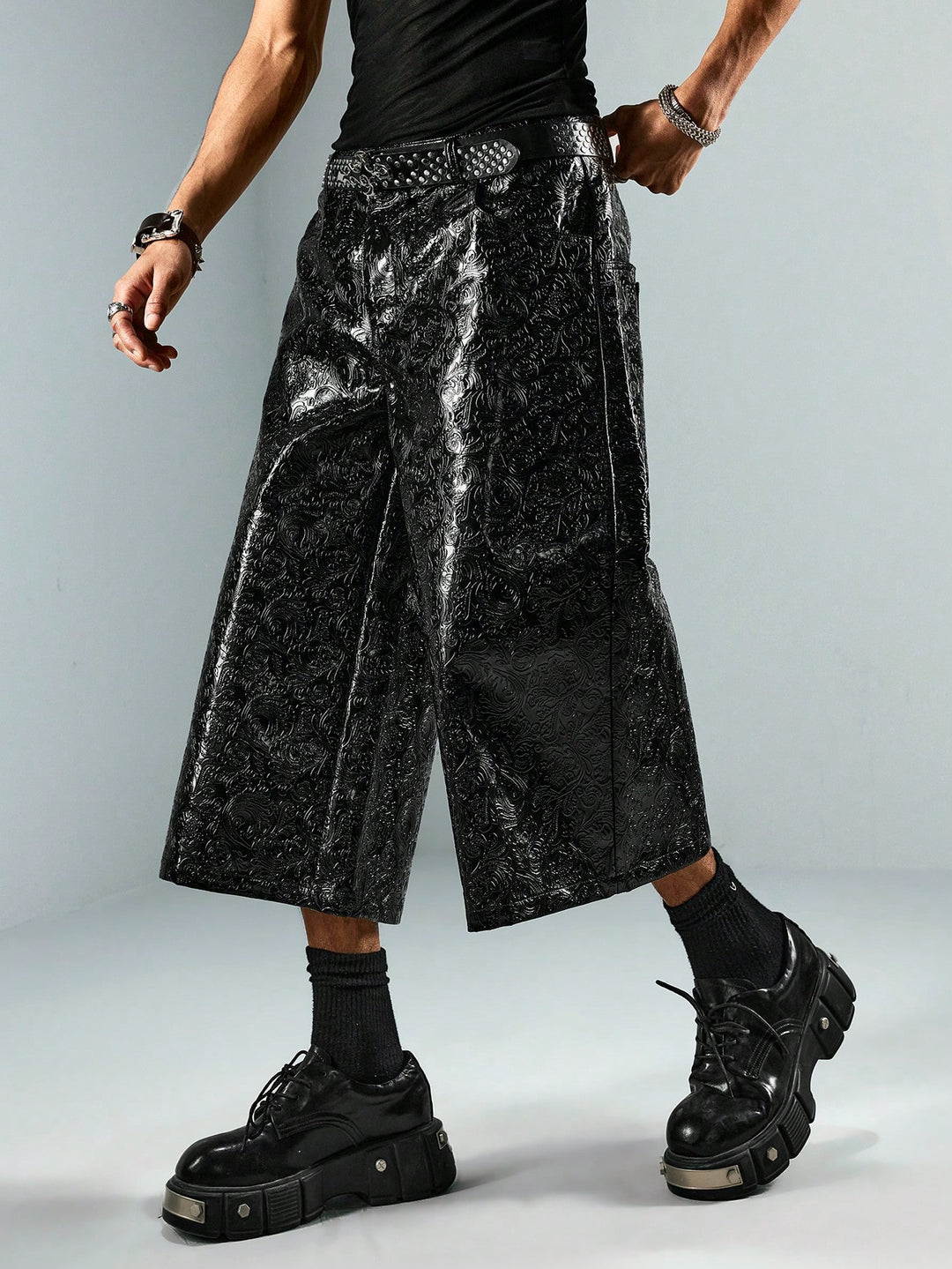 Pantaloni scurți SHEIN, negru