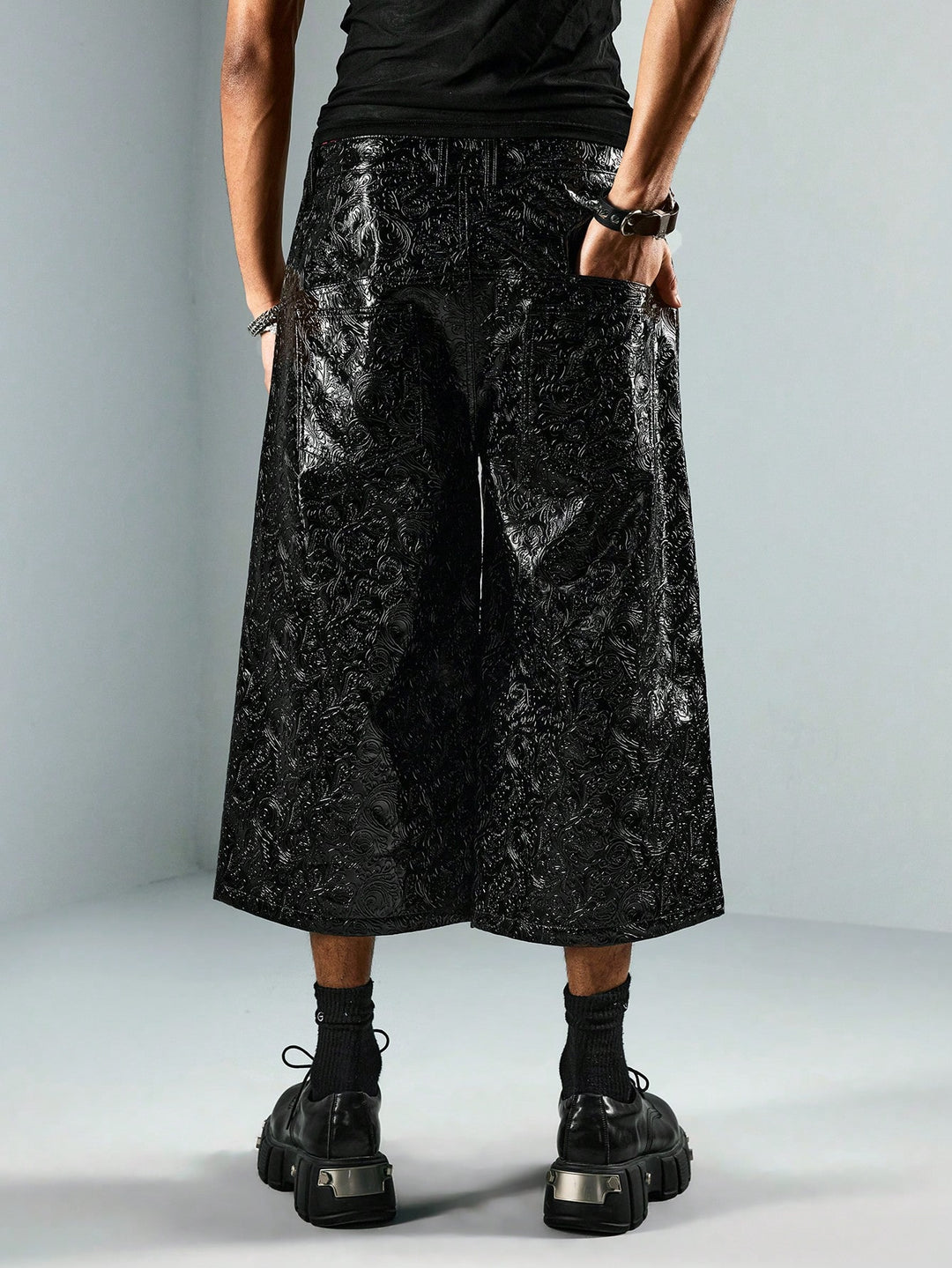Pantaloni scurți SHEIN, negru