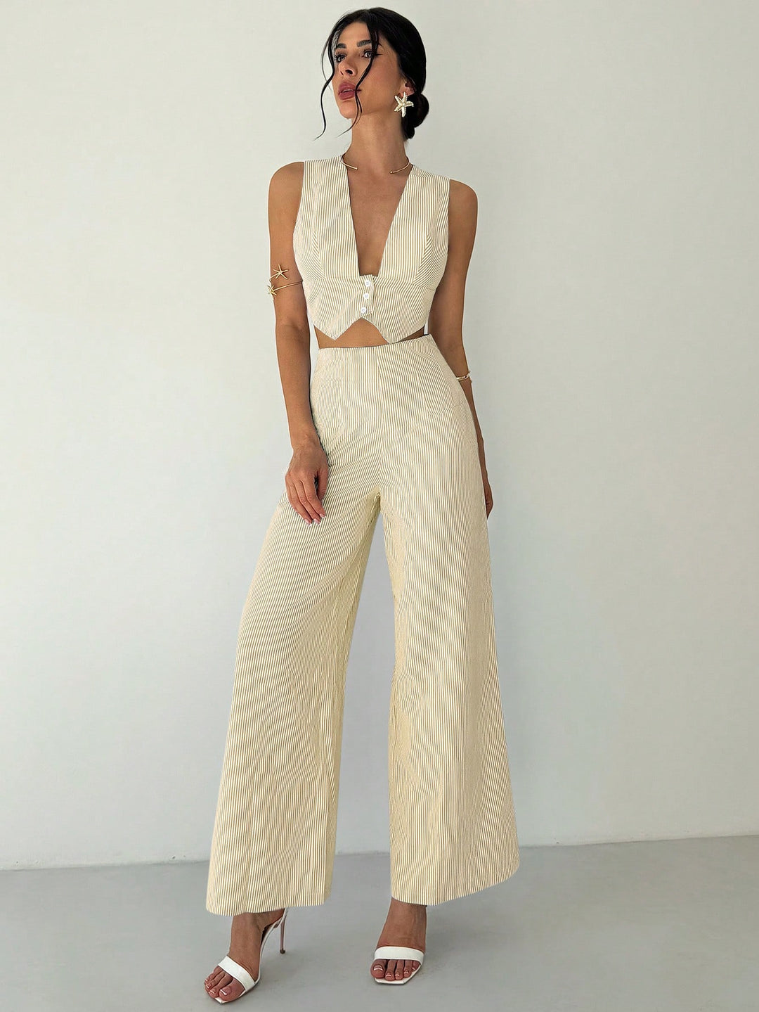 SHEIN khaki ruhaegyüttes