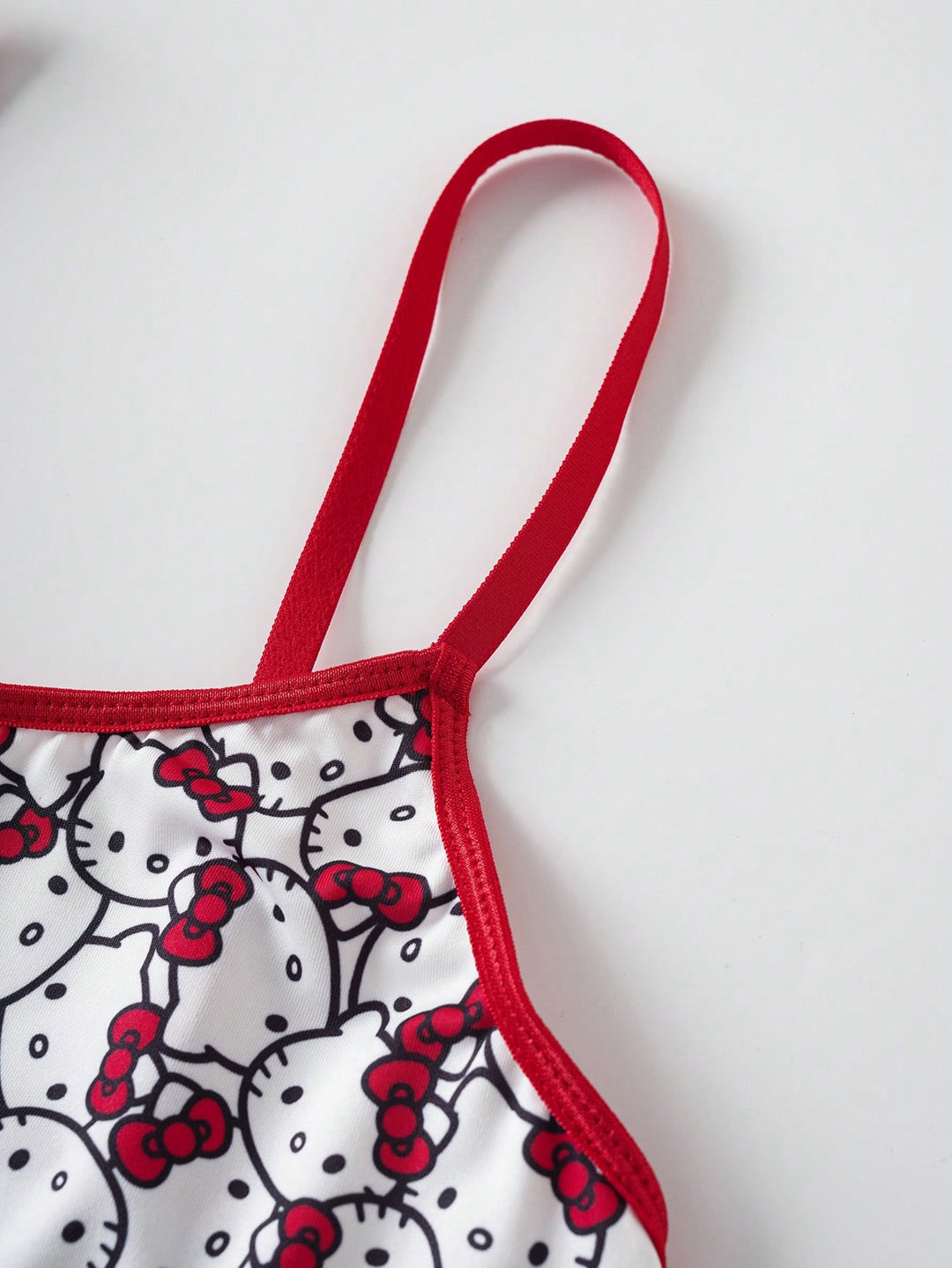 Set lenjerie SHEIN, mix culori