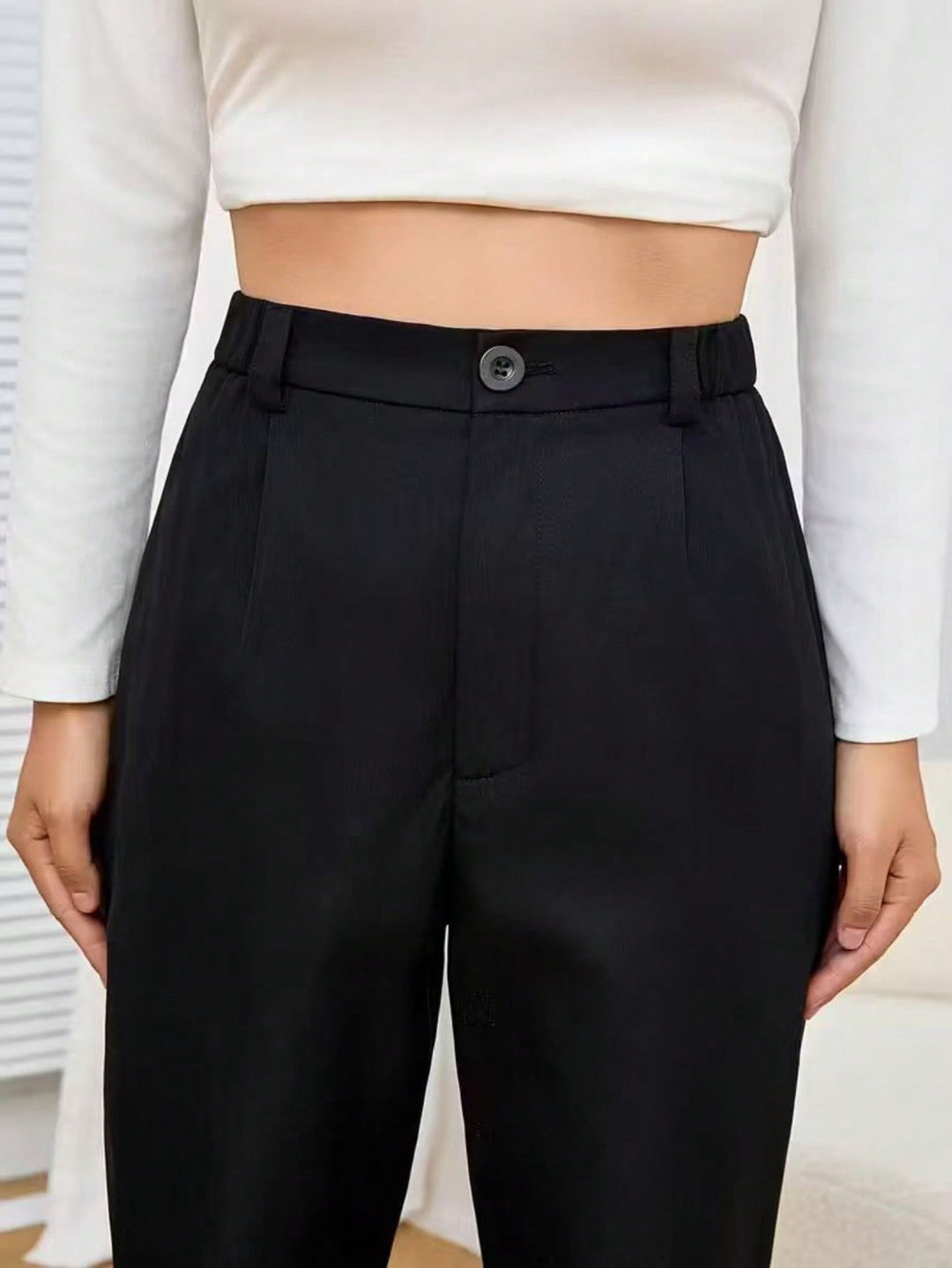 Pantaloni SHEIN, negru