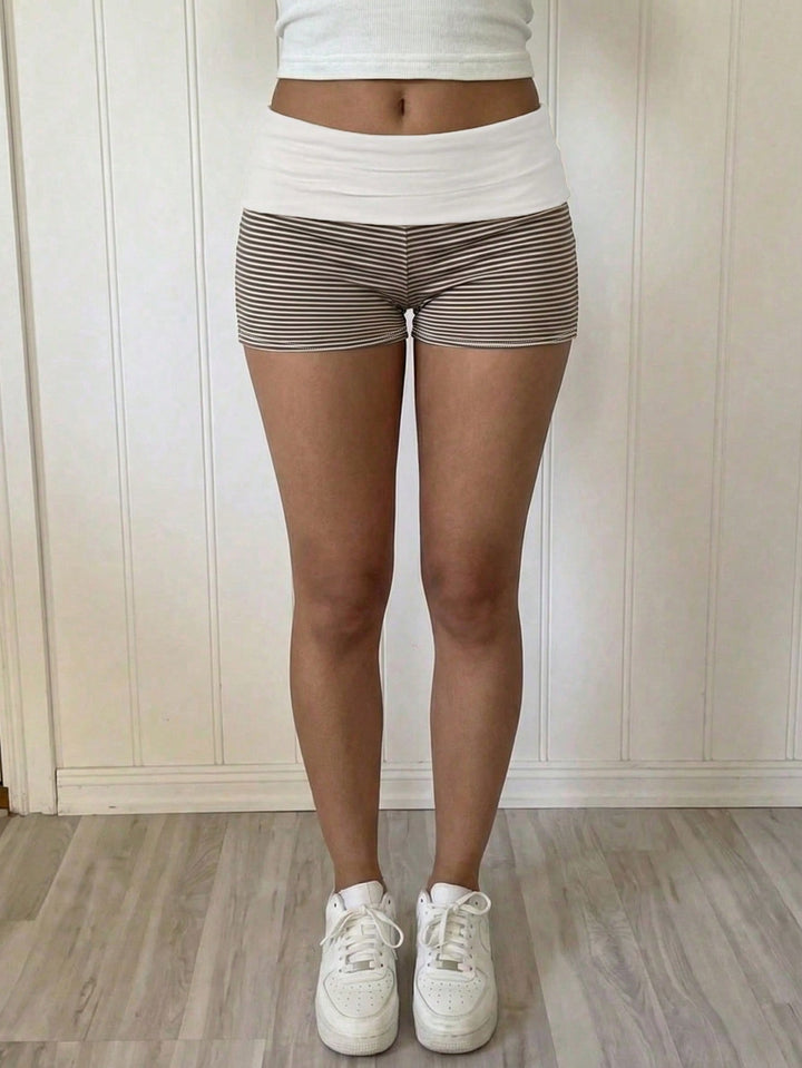 Pantaloni scurți SHEIN, mini culori