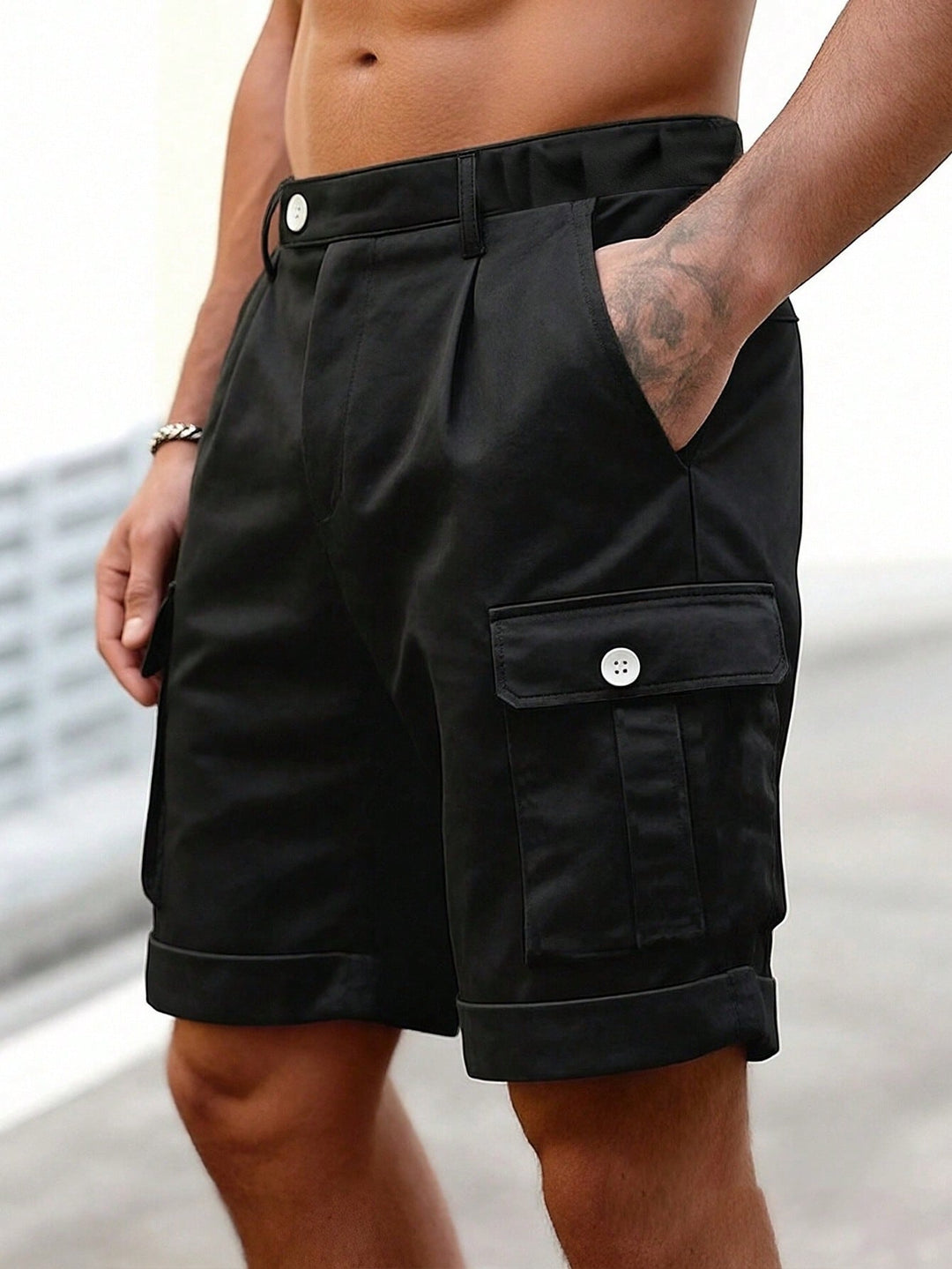 Pantaloni scurți SHEIN, negru