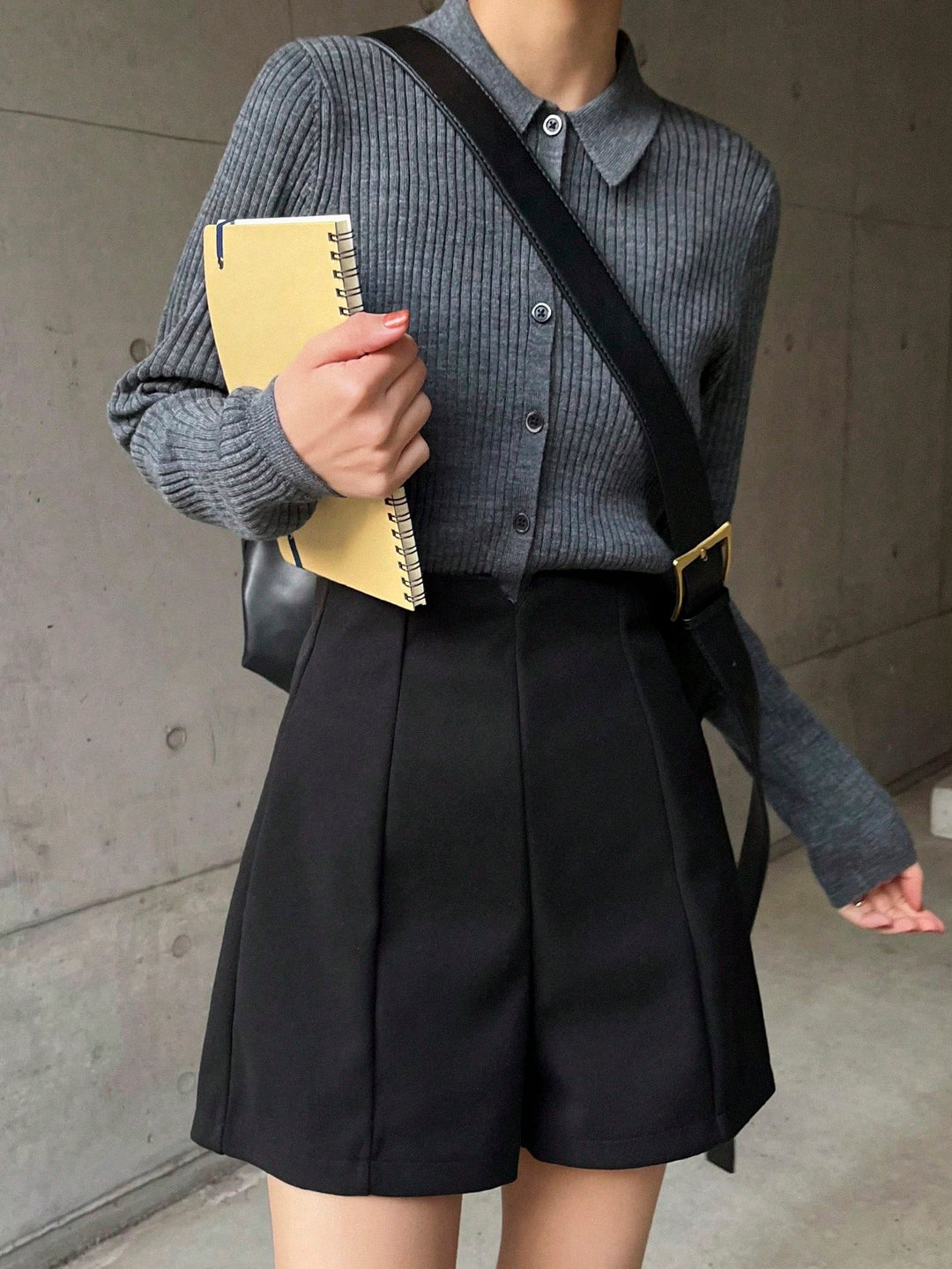 Pantaloni scurți SHEIN, negru