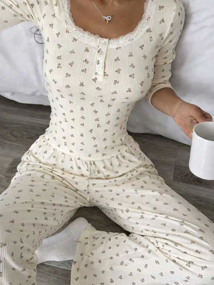 Set pijamale SHEIN, alb