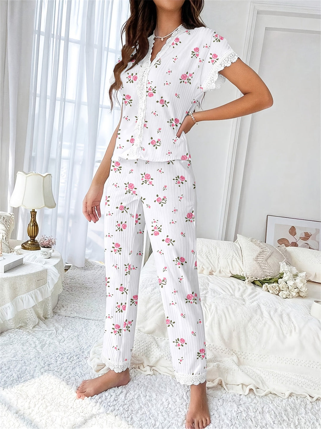 Set pijamale SHEIN, alb