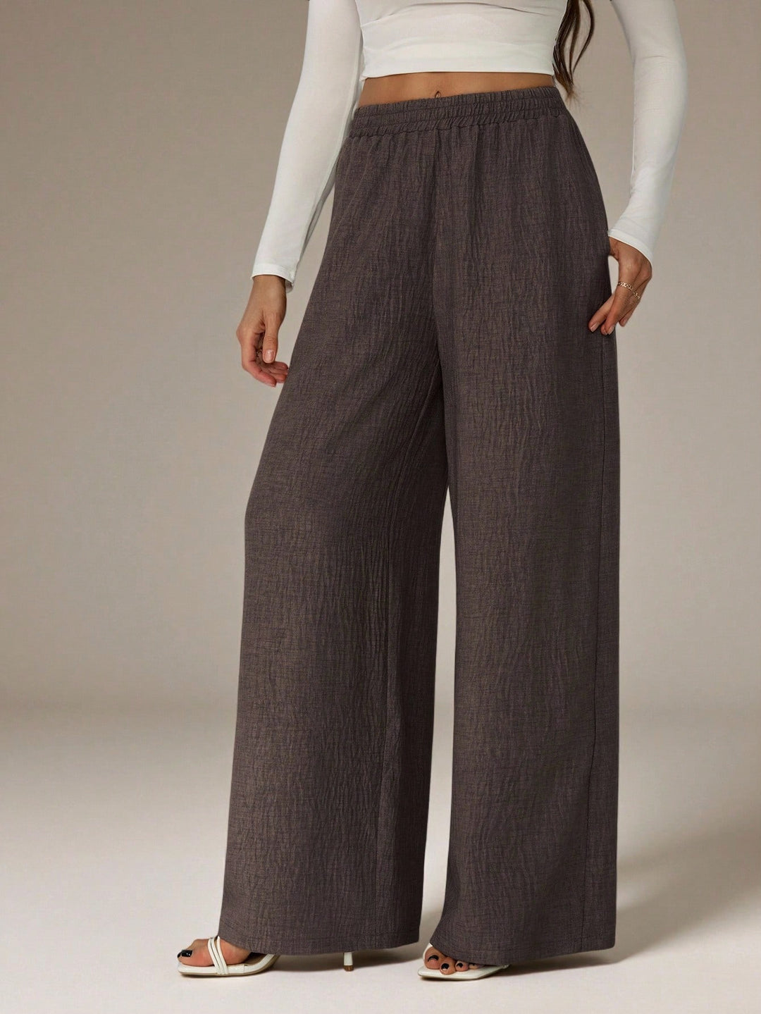 Pantaloni SHEIN, maro