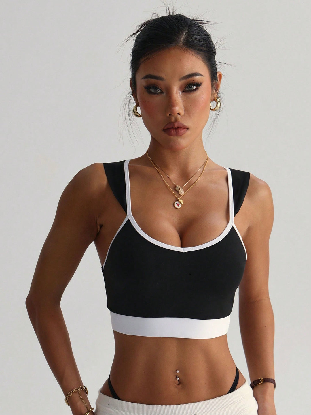 Bustieră sport SHEIN, negru