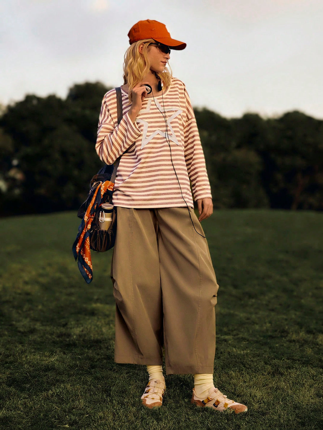 Pantaloni SHEIN, kaki