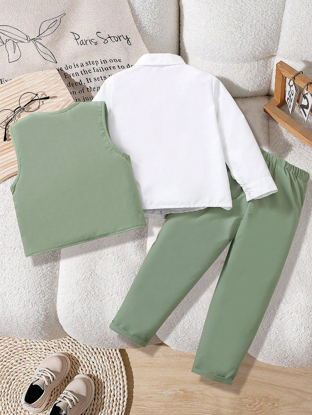 Costum SHEIN, kaki