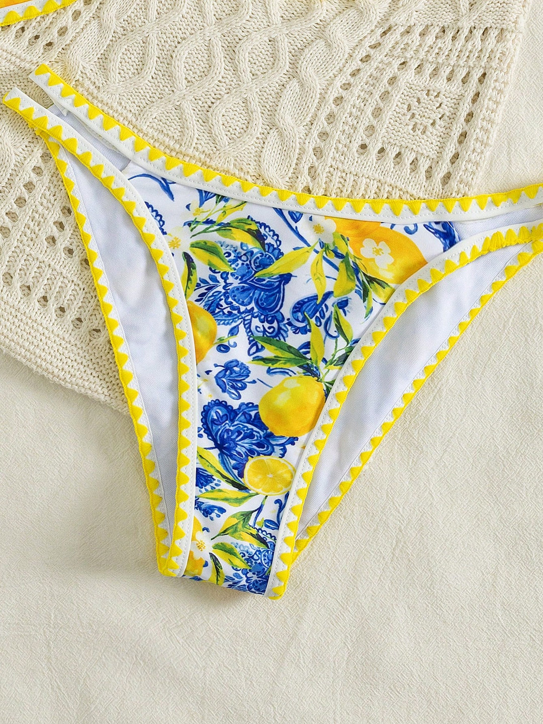 Set bikini SHEIN, mix culori