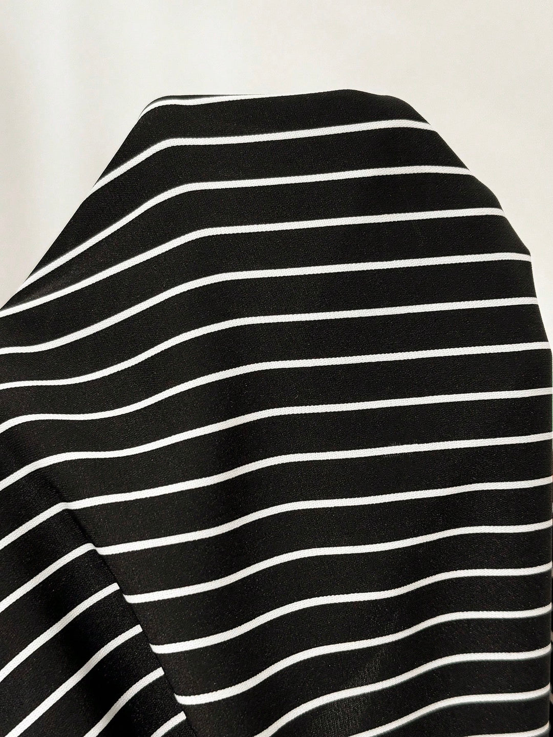 Top SHEIN, negru