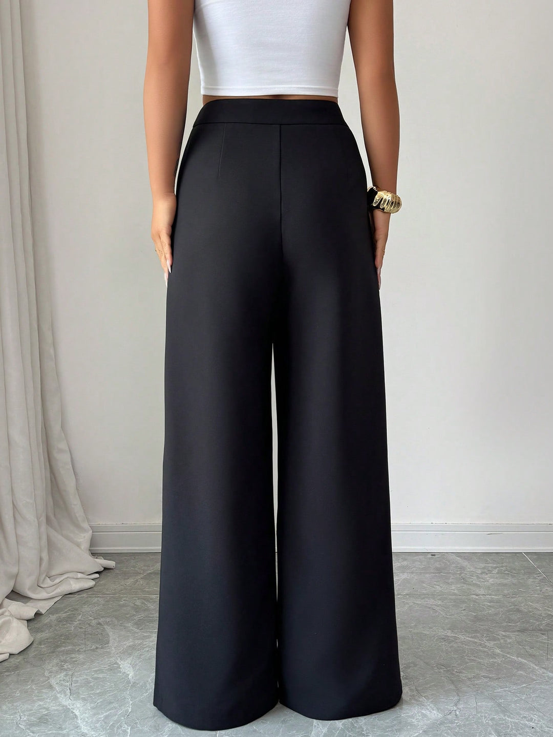 Pantaloni SHEIN, negru