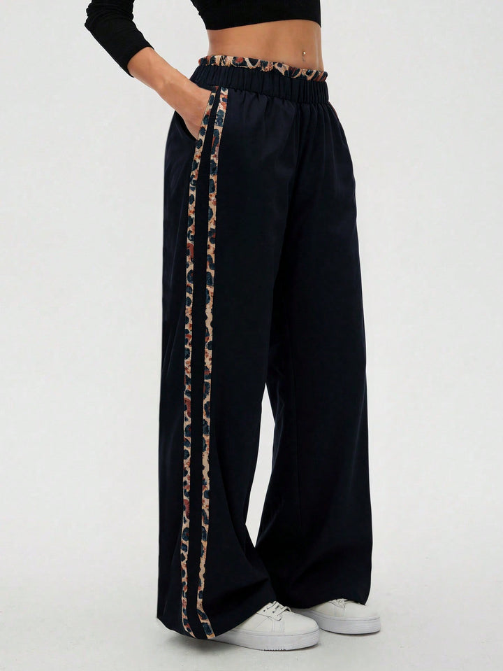 Pantaloni SHEIN, negru