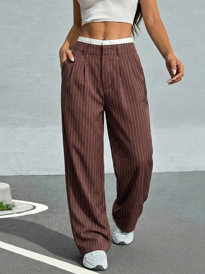 Pantalon SHEIN, maro