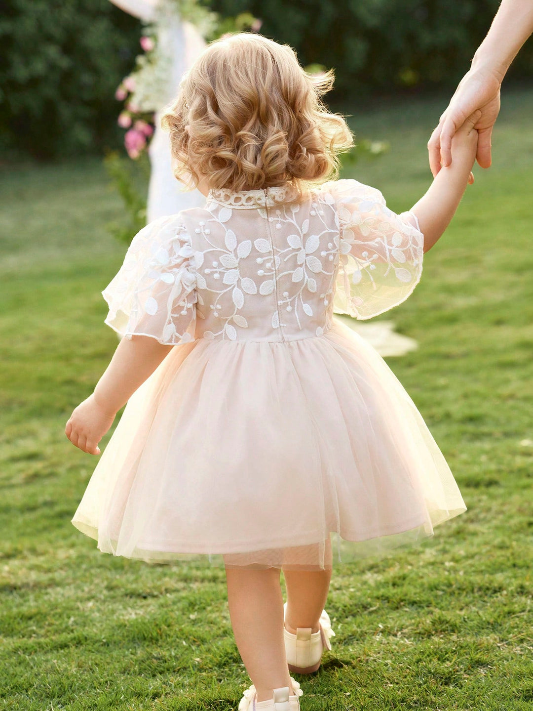 Rochie SHEIN, bej
