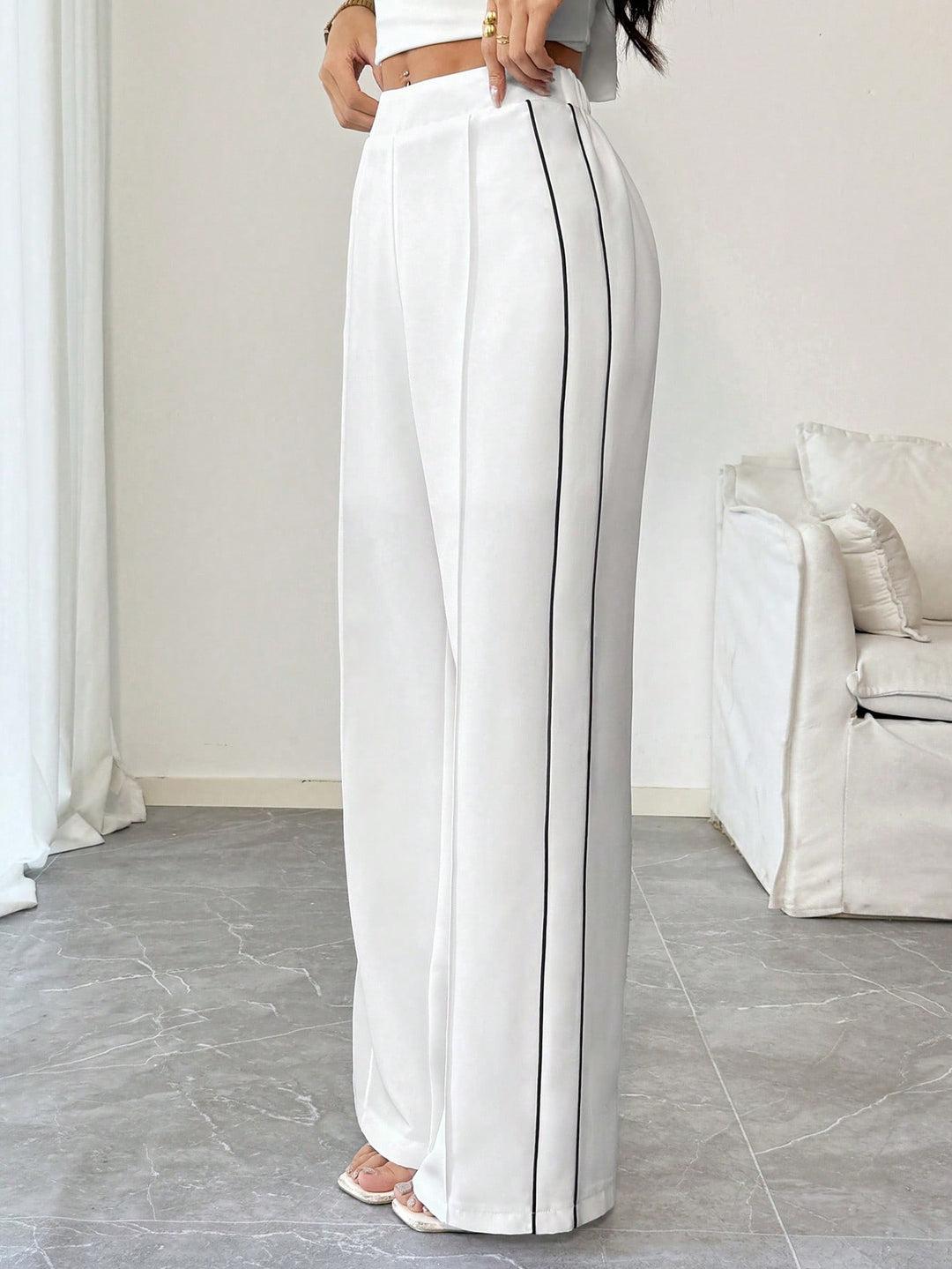 Pantaloni SHEIN, alb