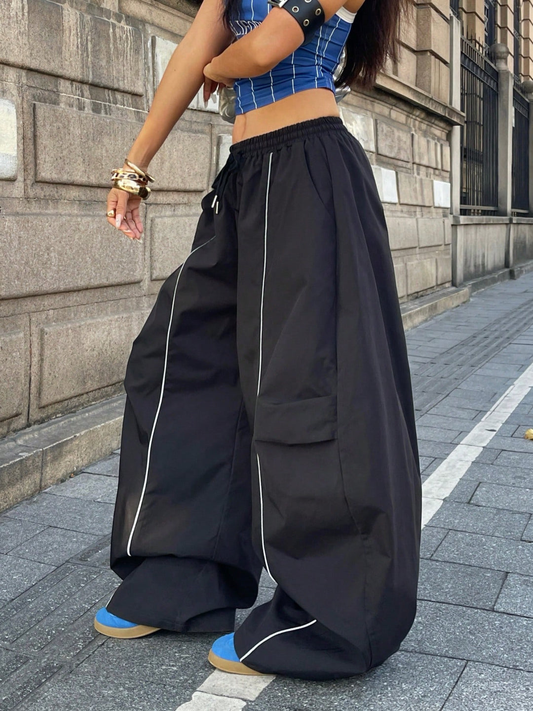 Pantaloni SHEIN, negru
