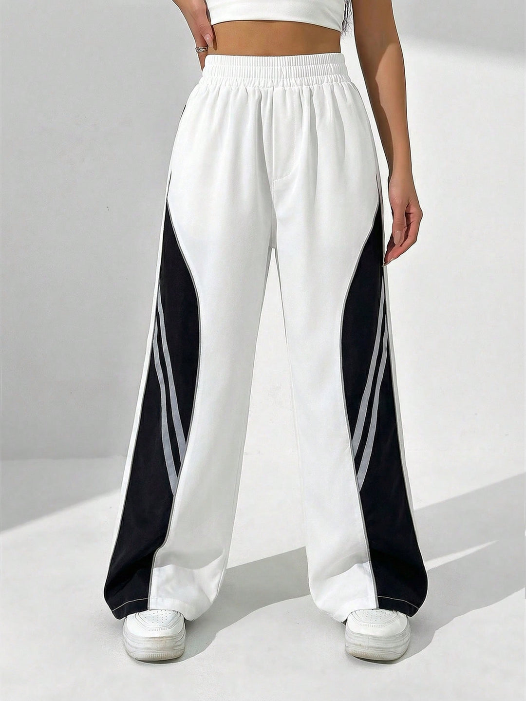 Pantaloni SHEIN, alb