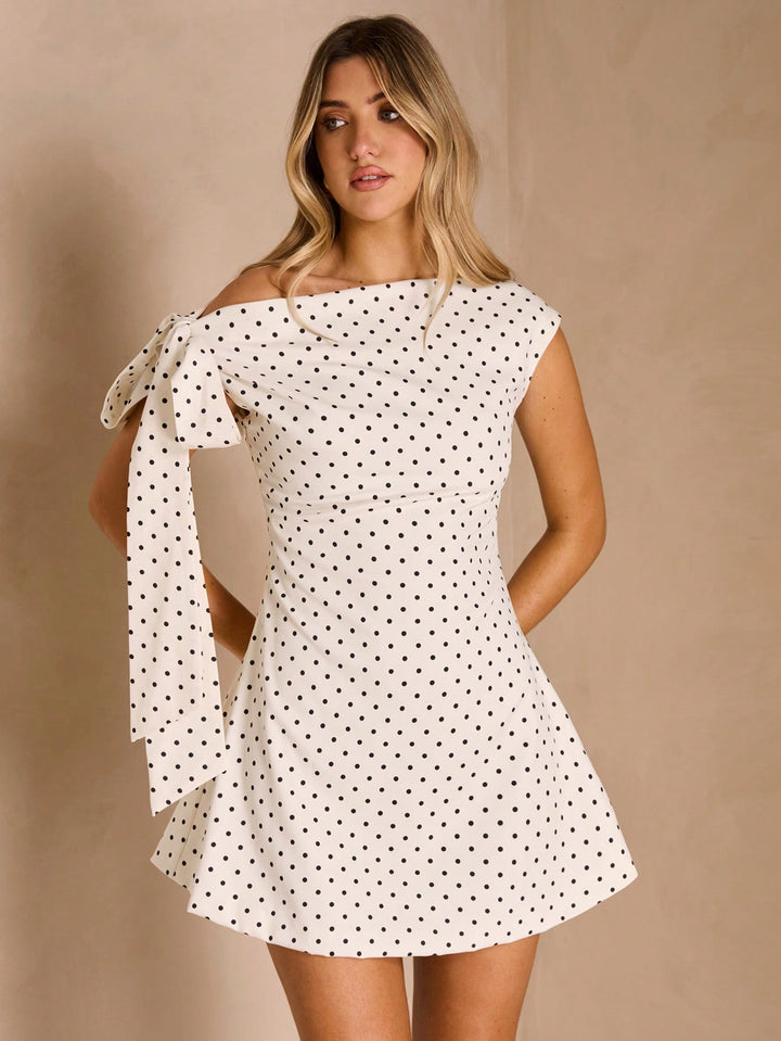 Rochie mini SHEIN, bej
