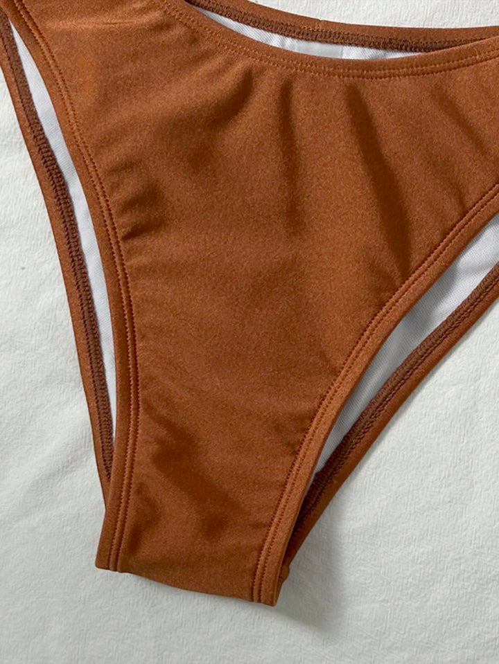 Set bikini SHEIN, maro