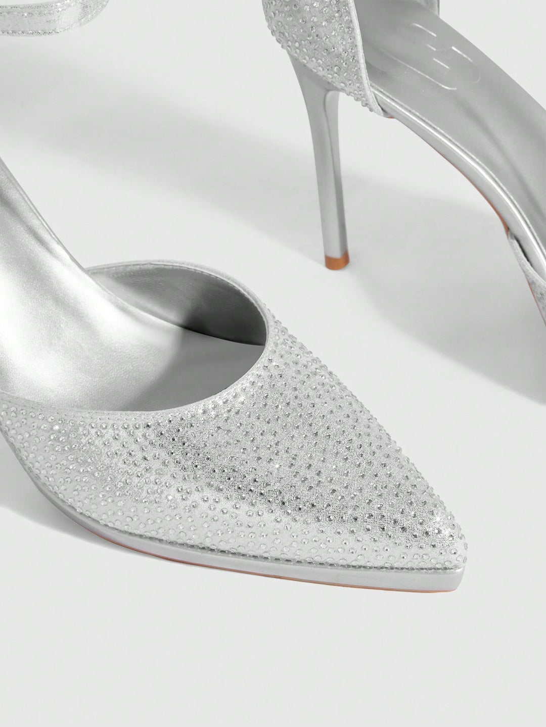 Pantofi cu toc SHEIN, ezüst