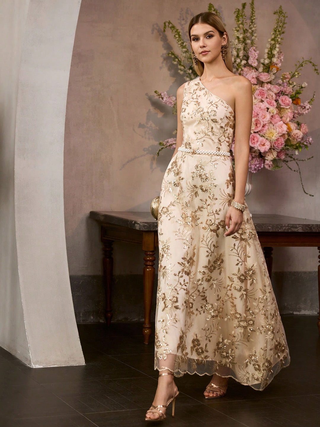 Rochie de ocazie SHEIN, bej