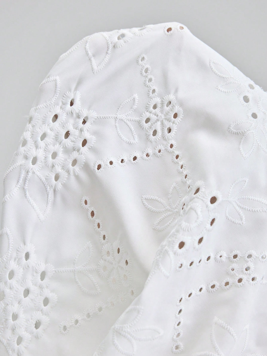 Top SHEIN, alb