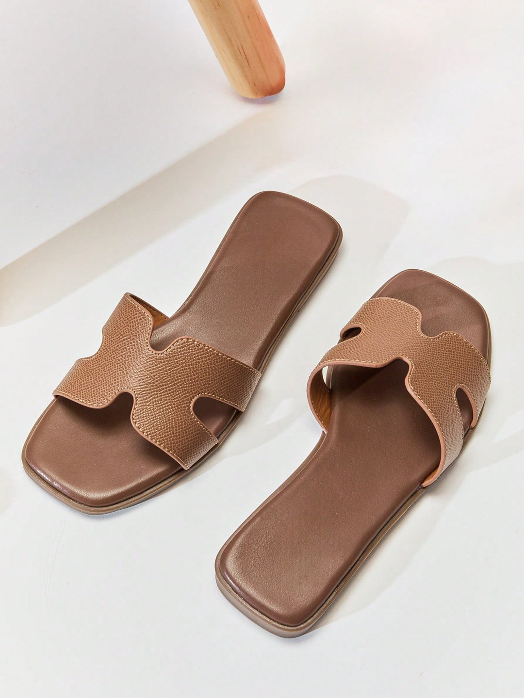 Sandale SHEIN, kaki