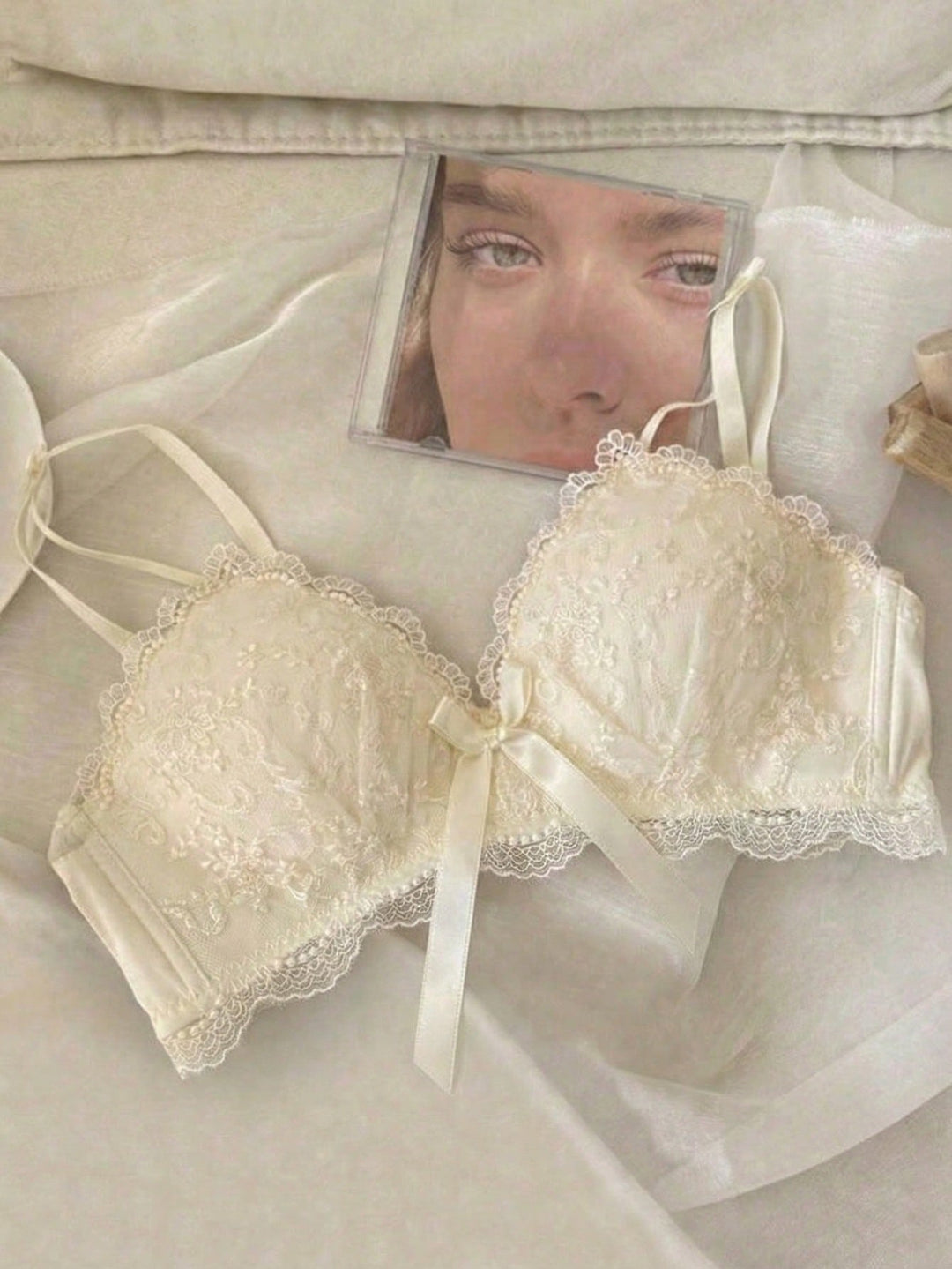 Sutien SHEIN, auriu